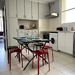Apartment Between Land And Sea